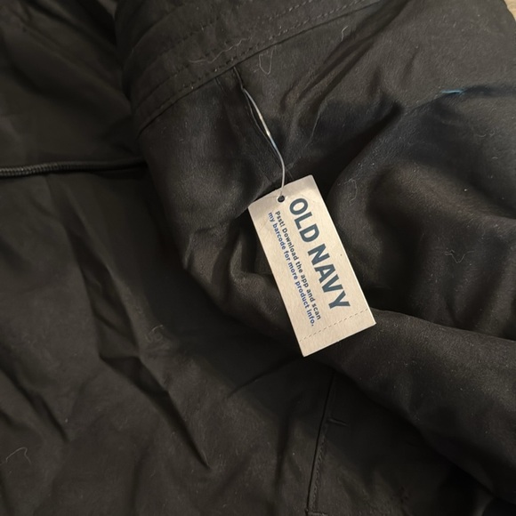 Old Navy Classic Black Swim Trunks - Picture 3 of 4